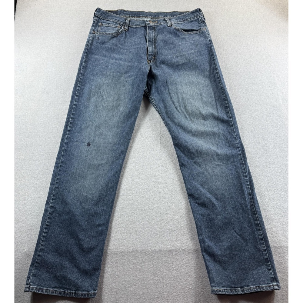 Wrangler Premium Quality Jeans Mens 36x32 Blue Medium Wash Straight Leg Denim
